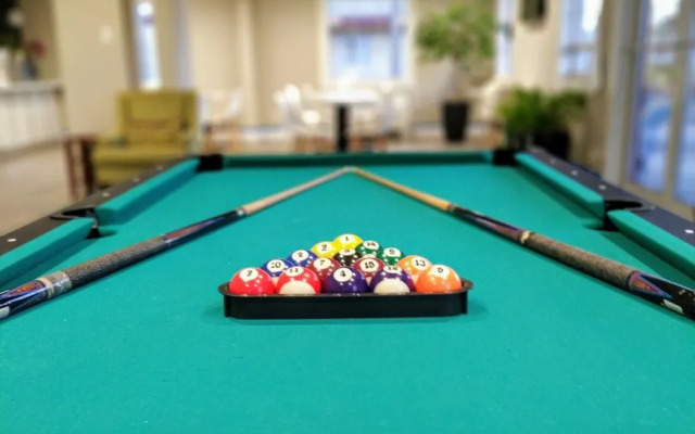 Stratus Suites - Boutique Hotel