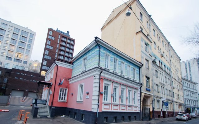 Апартаменты «LUXKV на Тетеринском»