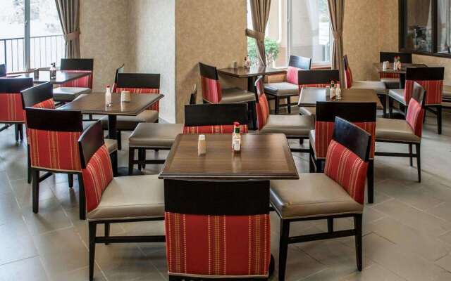 Comfort Suites Portland Southwest