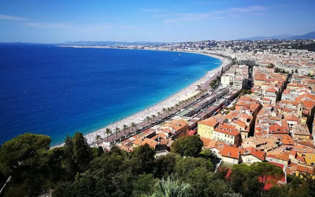 Studio lumineux à 10 min de la plage