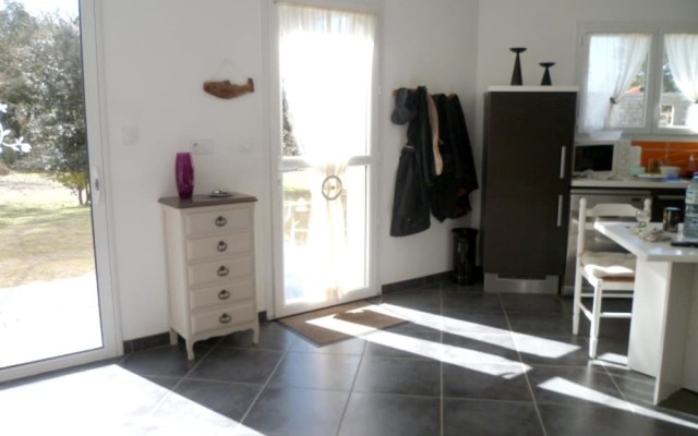 House With 3 Bedrooms in Saint-jean-de-monts, With Enclosed Garden - 1