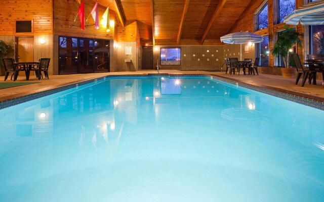 Holiday Inn Express Garden City East by IHG