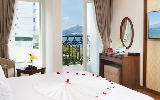 Regalia Hotel