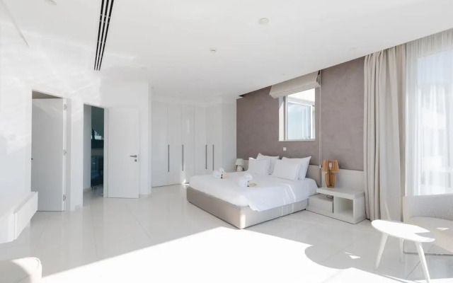 Vivo Mare Beachfront - Seaview Villas