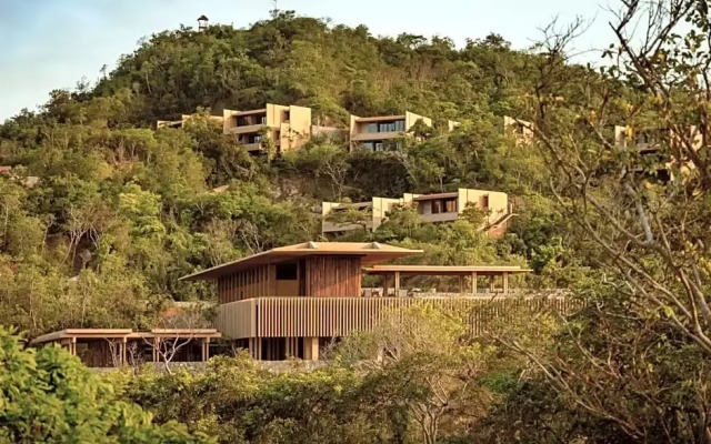 Four Seasons Resort Tamarindo