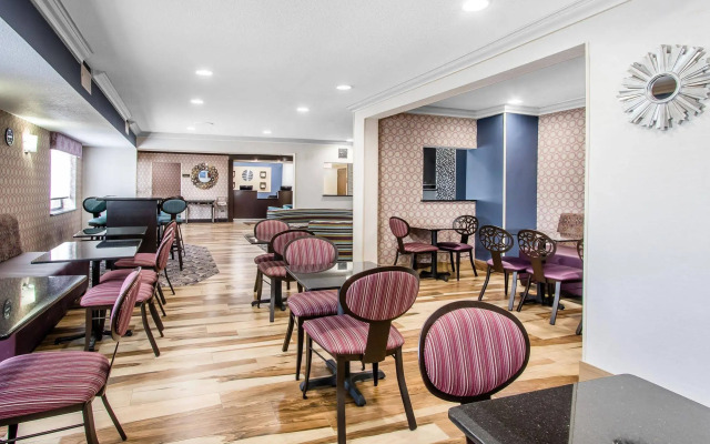 Comfort Inn Tulsa Midtown