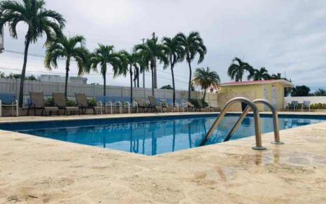 Arecibo Inn