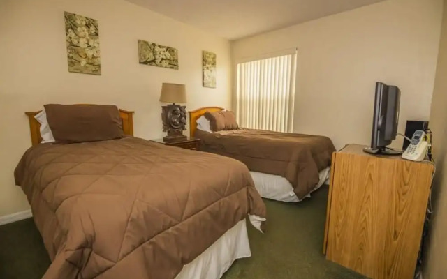 Dennis' Somerset Condo