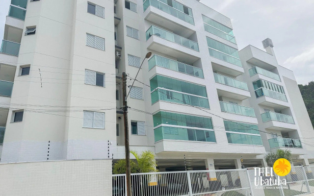 Apto completo e confortável com roupa de cama nas Toninhas  Condomínio Lumière