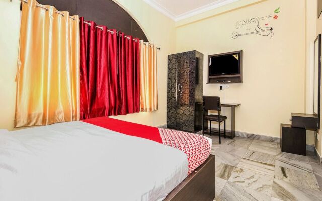 OYO 12960 Hotel Adrija