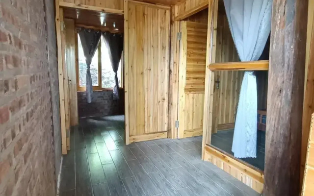 Ta Phin Homestay