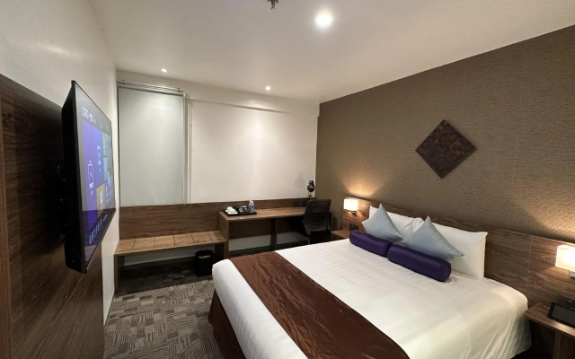 Hotel Yah Hanoi – Guest Rooms – Hanoi