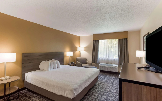 Best Western Logan Inn