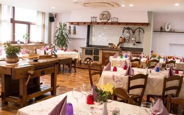 Al Fogolar Rooms & Osteria