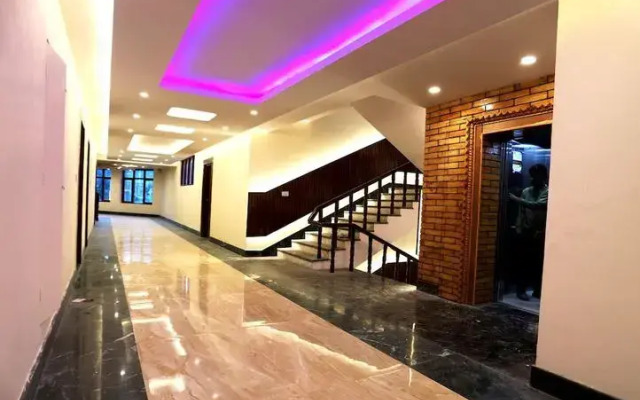 Hotel The Grand Khasdan