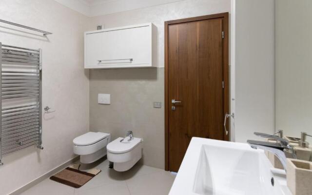 Central Comfort Suites Alpha Ville