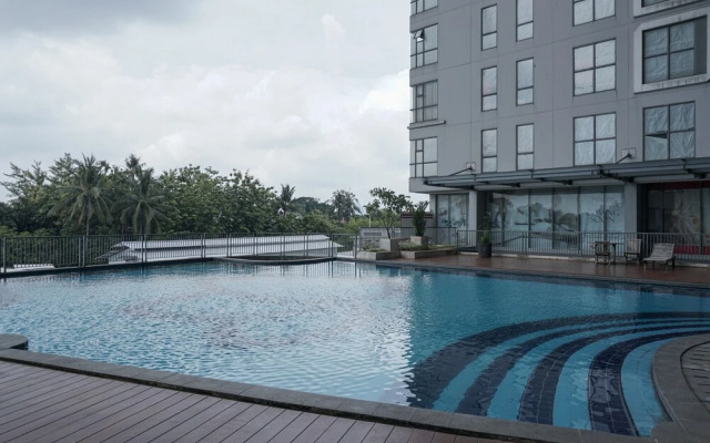 Spacious 2Br Apartment At Royal Olive Residence