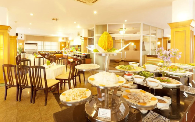 Liberty Hotel Saigon Parkview
