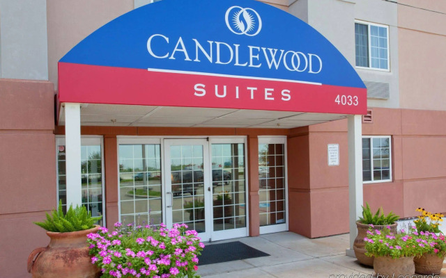 Sonesta Simply Suites Houston W Beltway