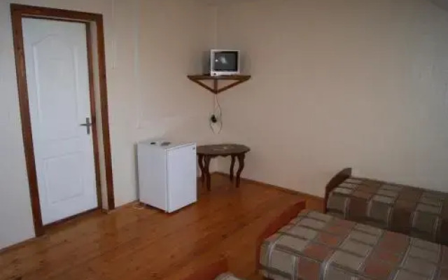 Guest House Romanovykh Victoria