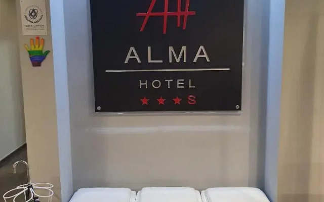 Alma Hotel