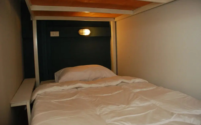 Buathai Loft Hostel Hua Hin