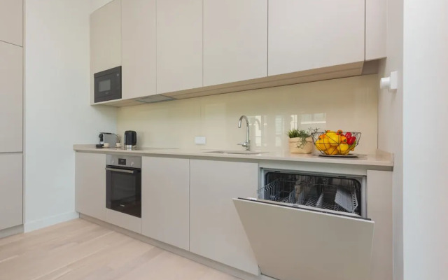 Luxury Suite by Renters Prestige