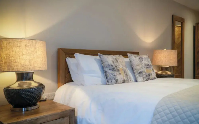 The Sleeping Giant - Pen Y Cae Inn