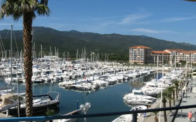 Apartment With one Bedroom in Argelès-sur-mer, With Wonderful Mountain