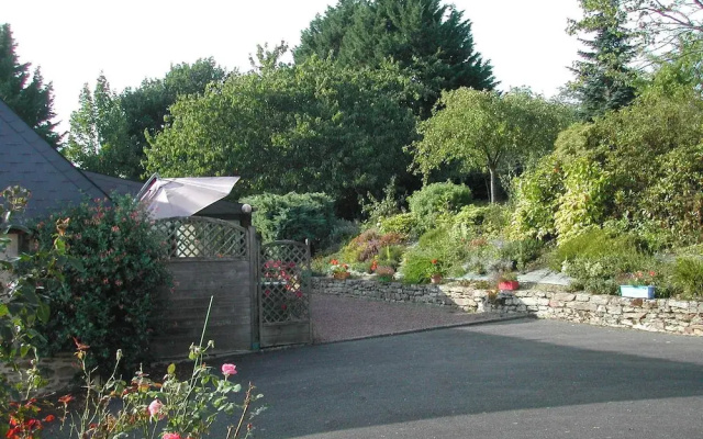 House With 2 Bedrooms in Saint-pierre-la-vieille, With Enclosed Garden
