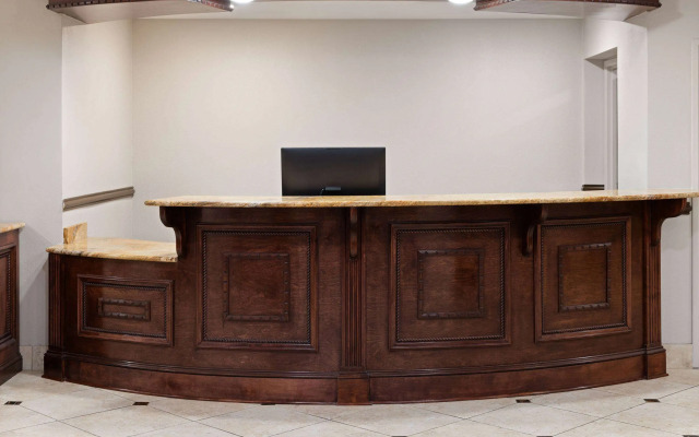 Days Inn By Wyndham Jackson Downtown