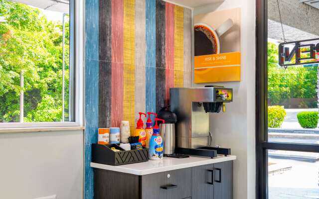 Motel 6 Charlotte, NC - Coliseum