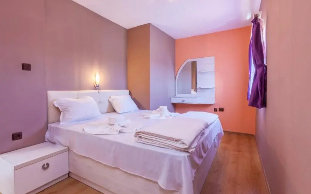 Akladi Family Hotel