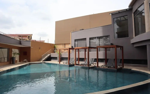 The Curve by the Park Apartments