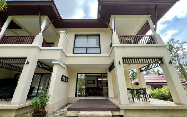 Laguna Village by RESAVA