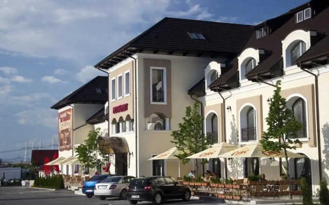 Hotel Hanul Domnesc