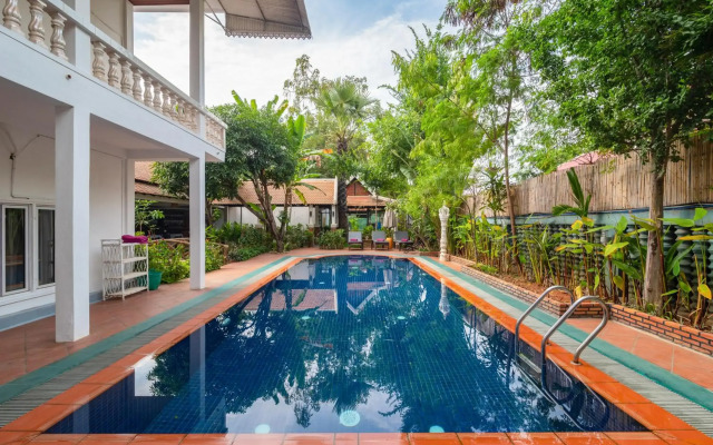 Lavender Angkor Boutique