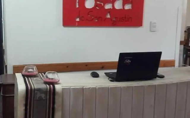 Hualfin Hostal y Empresa de Viajes y Turismo