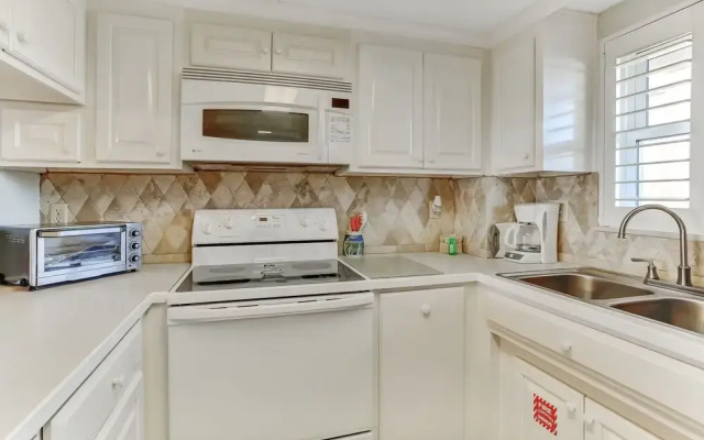 Amelia South - B1 - 2 Br Condo