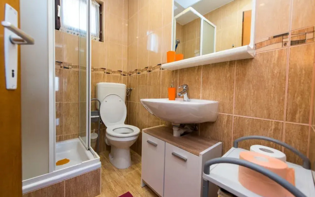 A5 Cozy Apt. With big Garden, Balcony & Grill