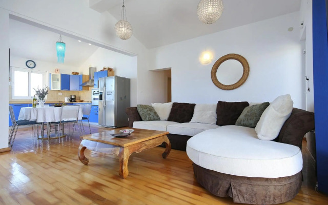 Punta Preko Apartments