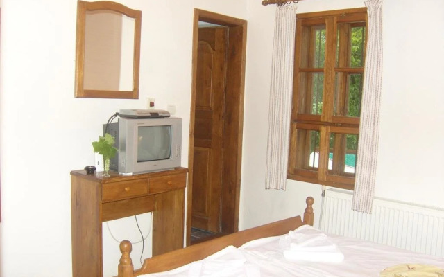 Yakovtsi Inn