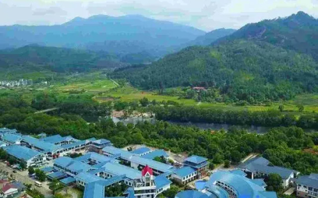 Mount Wuyi Jiuqu THE QUBE HOTEL