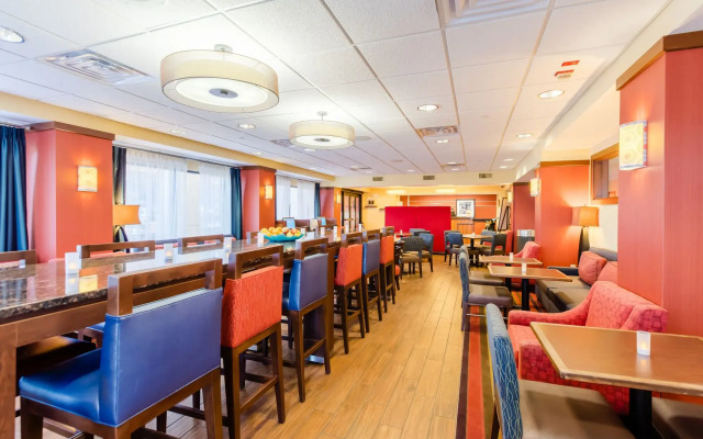 Hampton Inn Rochester-South