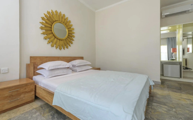 Bali Court Hotel and Apartments