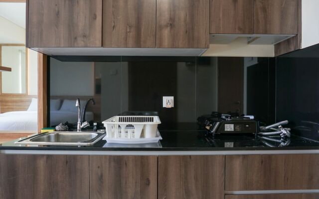 Modern And Fully Furnished Studio at Puri Orchard Apartment