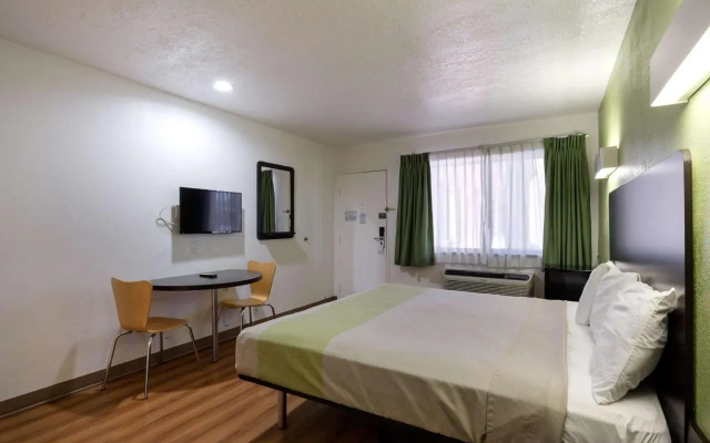 Santa Fe Plaza Travelodge