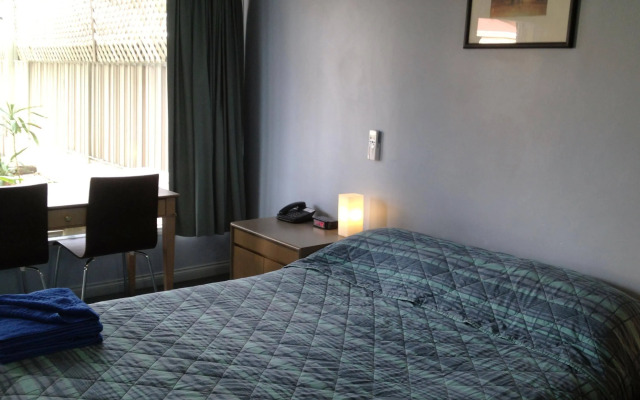 City West Motel