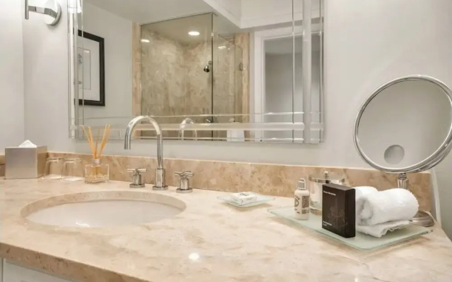 Four Seasons hotel 2bedroom suite