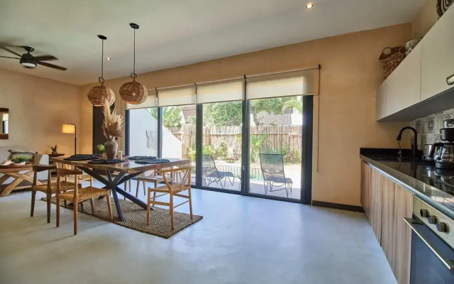 Asana Tulum 8 By Lockey